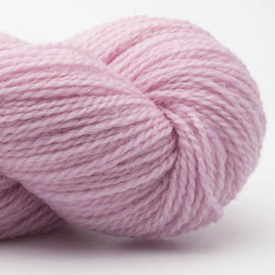écheveau de laine à tricoter British blue fingering de Erika Knight coloris 02 pale pink