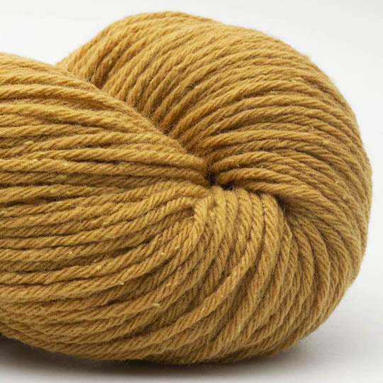 écheveau de fil à tricoter Northern Lights GOTS de BC GARN en laine et soie, coloris 04 mustard