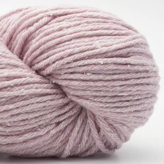 écheveau de fil à tricoter Northern Lights GOTS de BC GARN en laine et soie, coloris 11 light pink