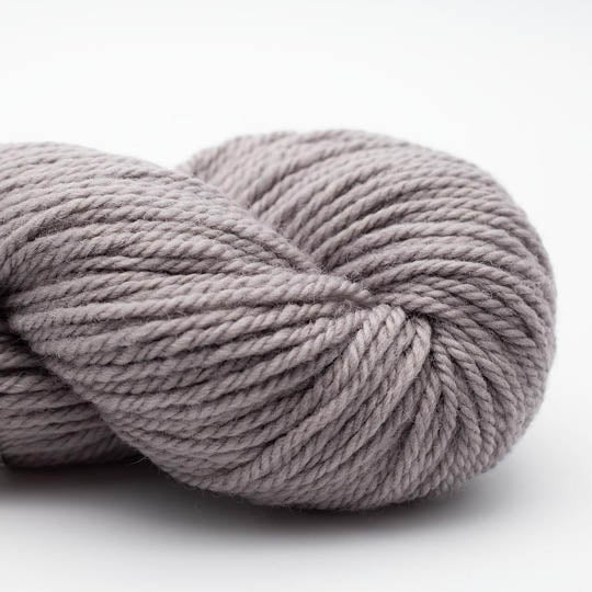 écheveau de fil à tricoter Big Vintage Wool de Erika Knight coloris drizzle (gris clair)