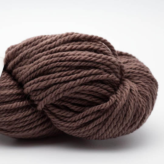 écheveau de fil à tricoter Big Vintage Wool de Erika Knight coloris milk chocolate (marron chocolat)
