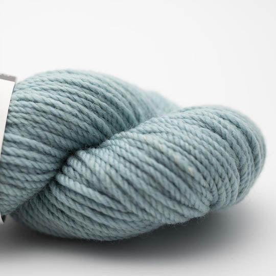 écheveau de fil à tricoter Big Vintage Wool de Erika Knight coloris iced gem (bleu glacier)