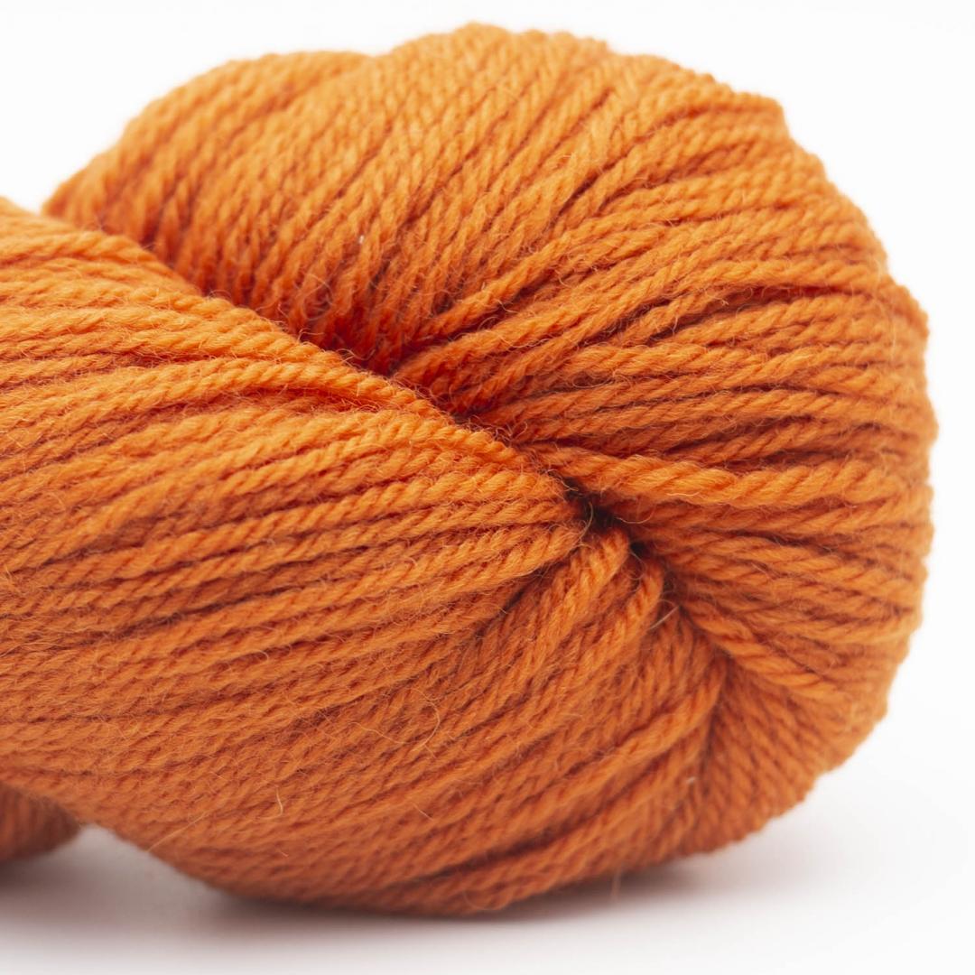 écheveau de laine à tricoter British blue wool de Erika Knight coloris 610 tulip (orange)