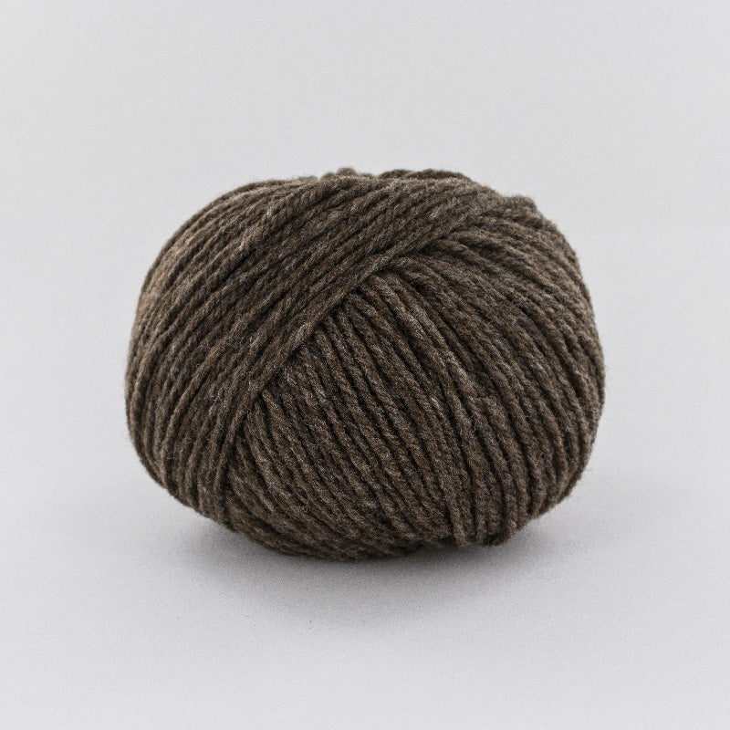 pelote de laine Fonty Fado, coloris 663 marron moyen