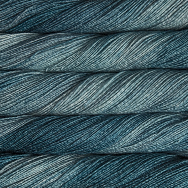 écheveaux de fil à tricoter Sock de Malabrigo en laine mérinos coloris Reflecting Pool (bleu)