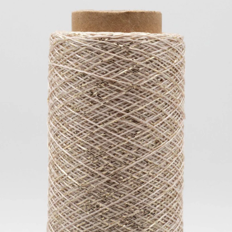 bobine de fil metallisé stellaris de kremke, coloris cream gold