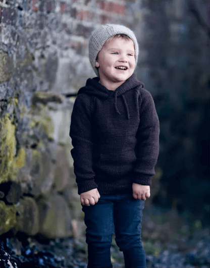 Page du livre tricot enfants de KlompeLOMPE modèles de 6 mois à 14 ans