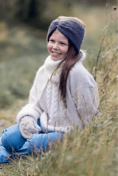 Page du livre tricot enfants de KlompeLOMPE modèles de 6 mois à 14 ans