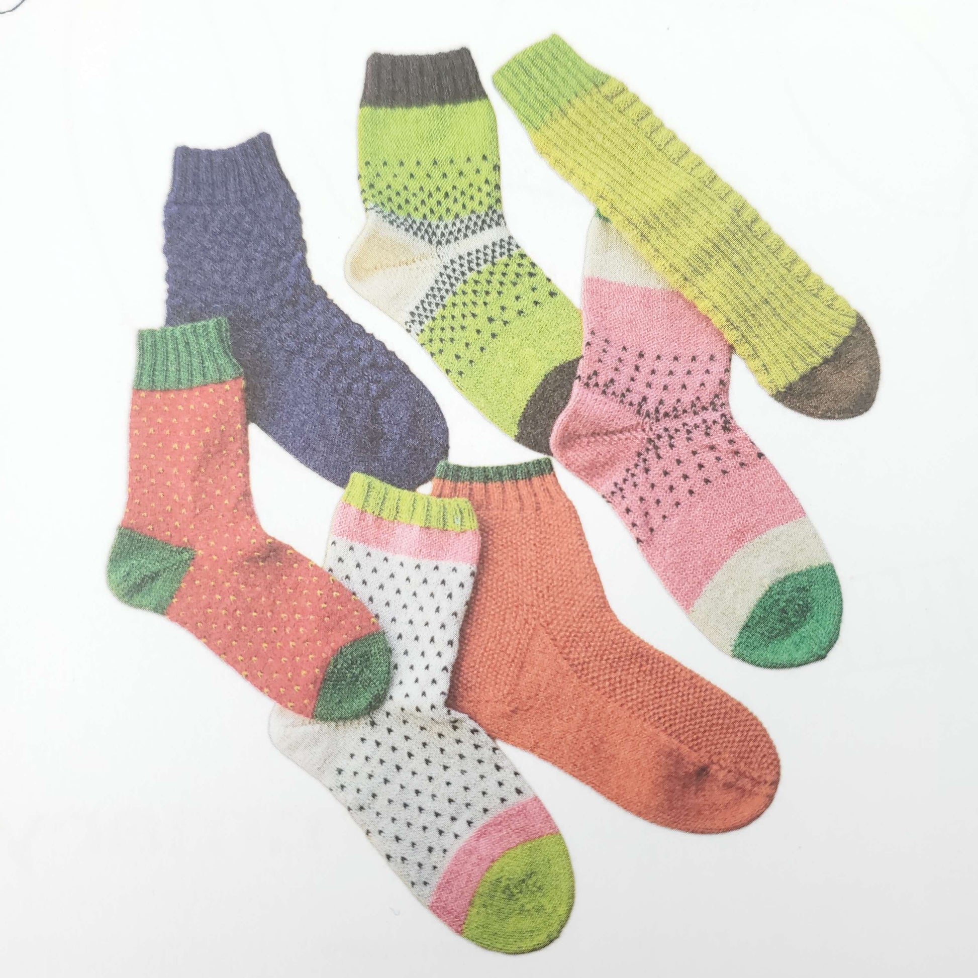 Modèles de chaussettes issues du livret de patron Fruity Socks de Kremke