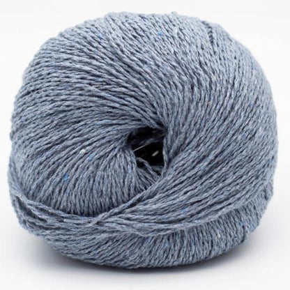 pelote de fil à tricoter Reborn Denim Uni de Kremke en coton recyclé coloris 110 denim