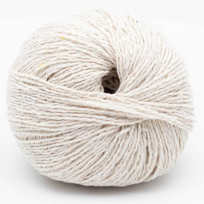 pelotes de fil à tricoter Reborn Denim Uni de Kremke en coton recyclé coloris 135 natural