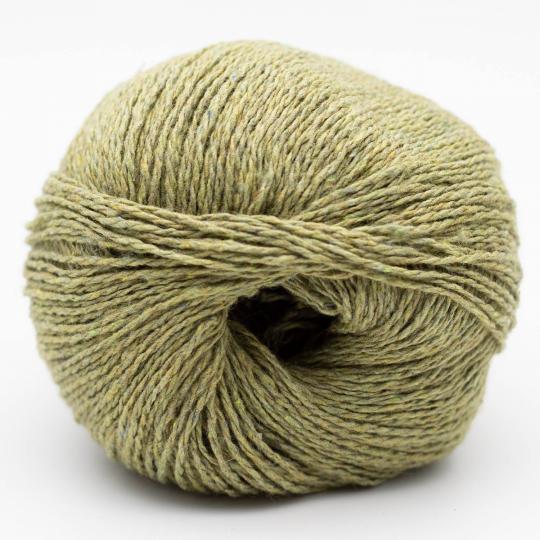 pelotes de fil à tricoter Reborn Denim Uni de Kremke en coton recyclé coloris 146 moss green