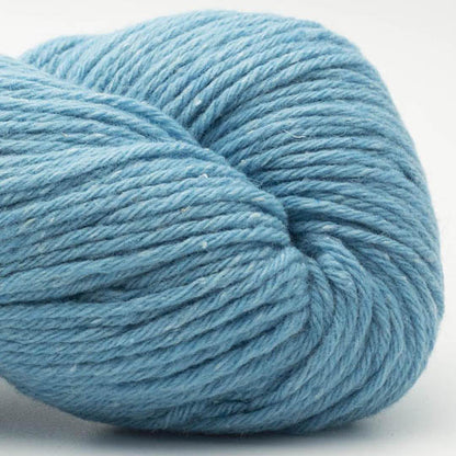 écheveau de fil à tricoter Northern Lights GOTS de BC GARN en laine et soie, coloris 18 turquoise