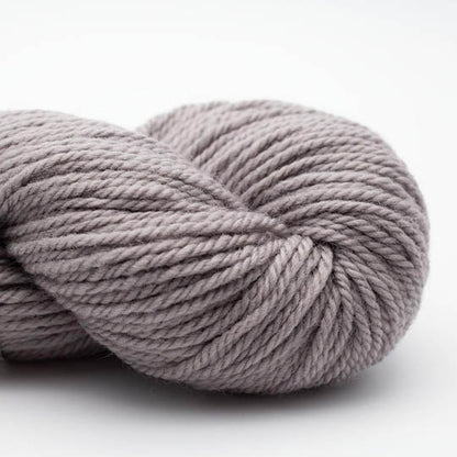 écheveau de fil à tricoter Big Vintage Wool de Erika Knight coloris drizzle (gris clair)
