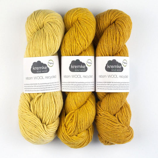 3 écheveaux de fil à tricoter Reborn Wool de Kremke en laine recyclée, différents tons de jaune